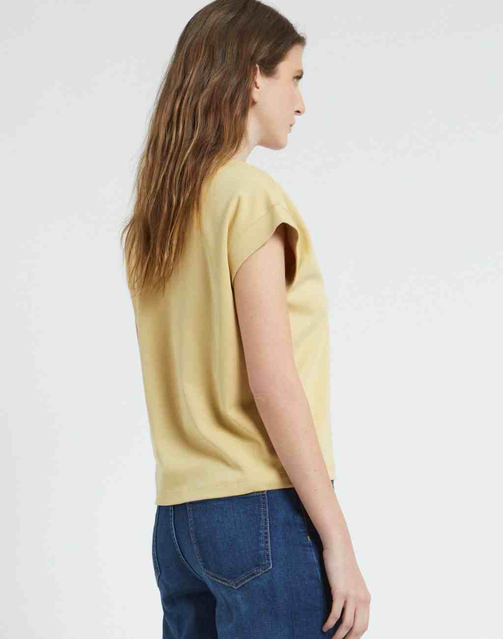 V-Neck T-shirt in White or Butter