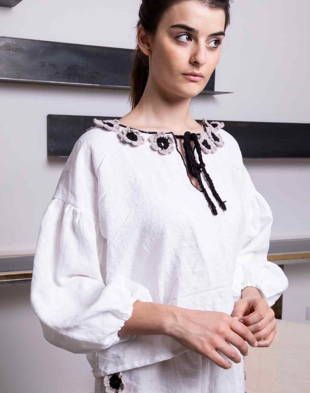 White loulou Linen Blouse with Balloon Sleeves | Black and Beige Crocheted Flowers - Visit Nifty Nina Leuca 